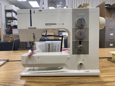 Bernina 910 Pre-owned: Buy it online Now!