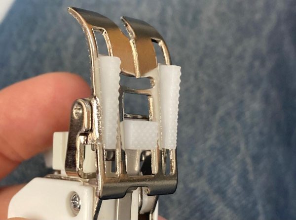 Plastic Feed teeth on an Entry Level Walking Foot